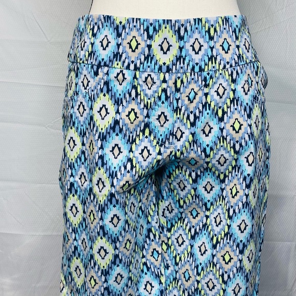 RUBY RD. BERMUDA PULL ON SHORTS - Picture 6 of 6